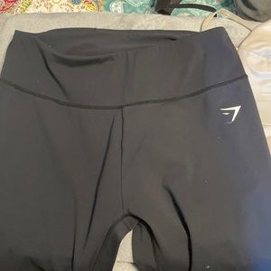 Black gym shark leggings